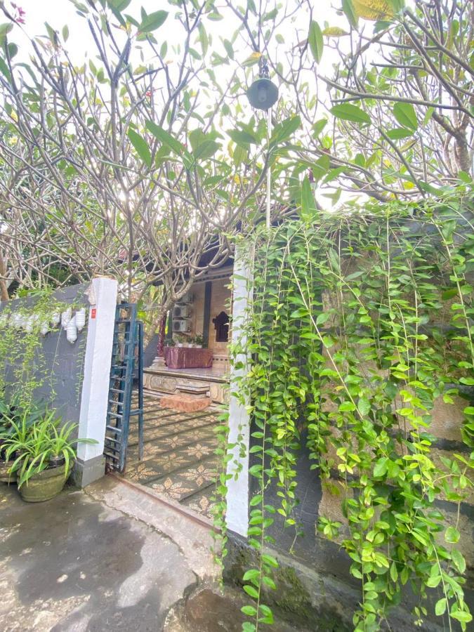 Kuwera Homestay Batununggul Ngoại thất bức ảnh