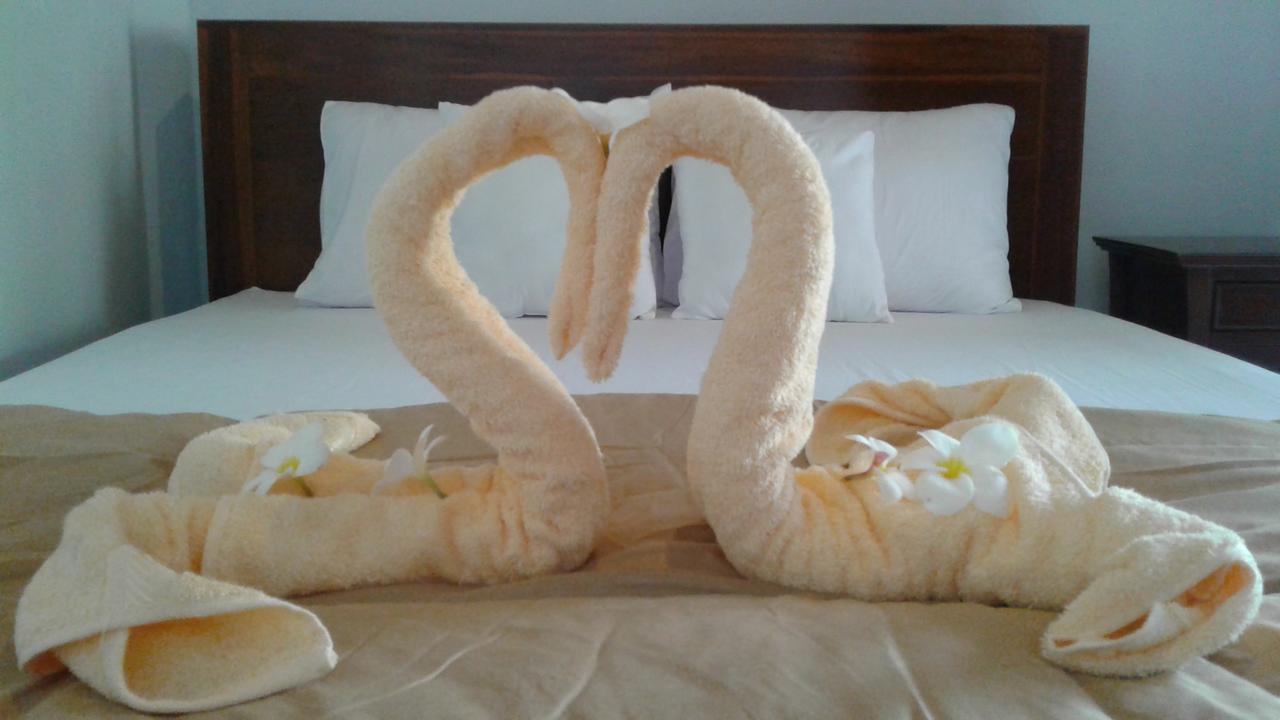 Kuwera Homestay Batununggul Ngoại thất bức ảnh