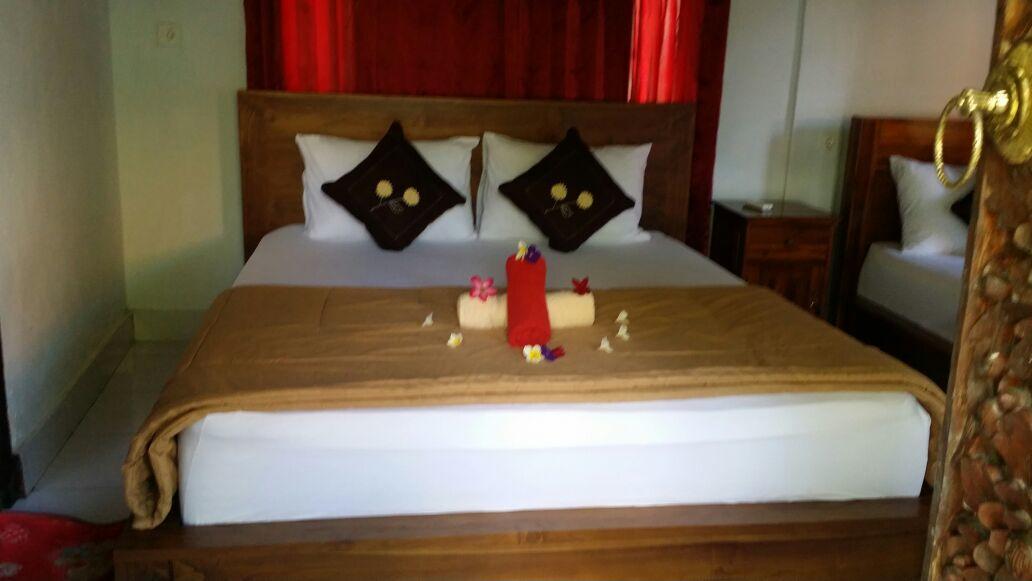 Kuwera Homestay Batununggul Ngoại thất bức ảnh