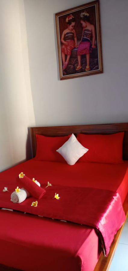 Kuwera Homestay Batununggul Ngoại thất bức ảnh