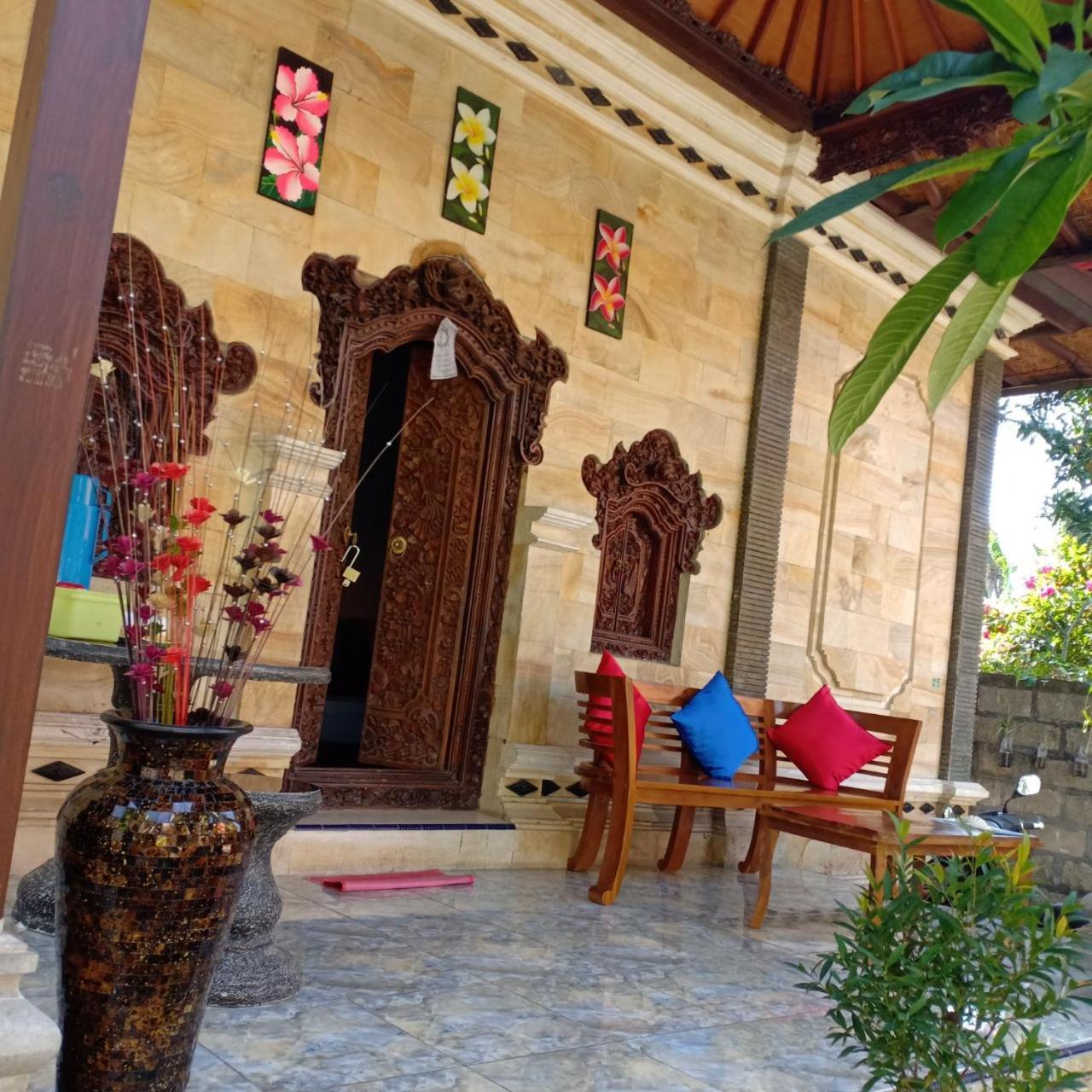 Kuwera Homestay Batununggul Ngoại thất bức ảnh